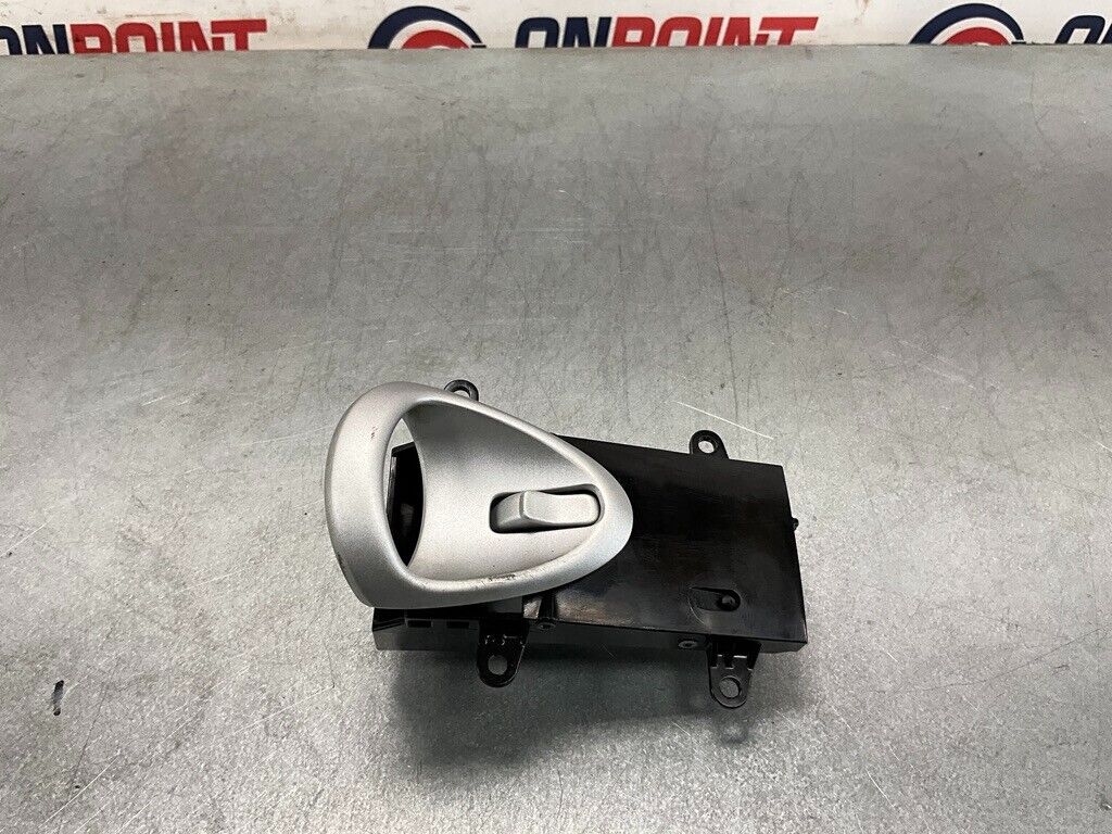 2004 Nissan Z33 350Z Passenger Right Interior Door Handle Oem 25Bdqfe - On Point Parts Inc