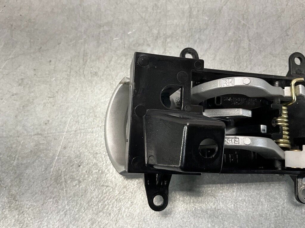 2004 Nissan Z33 350Z Passenger Right Interior Door Handle Oem 25Bdqfe - On Point Parts Inc