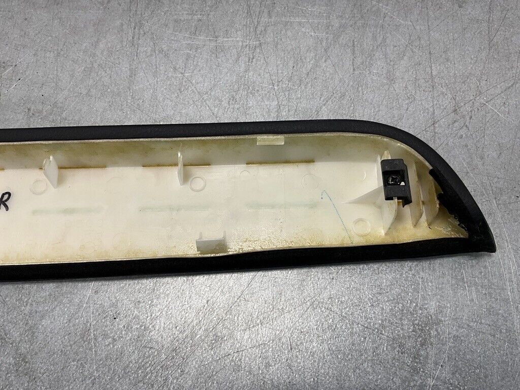 2004 Nissan Z33 350Z Passenger Right Door Panel Armrest 80940 Oem 25Bdqfe - On Point Parts Inc