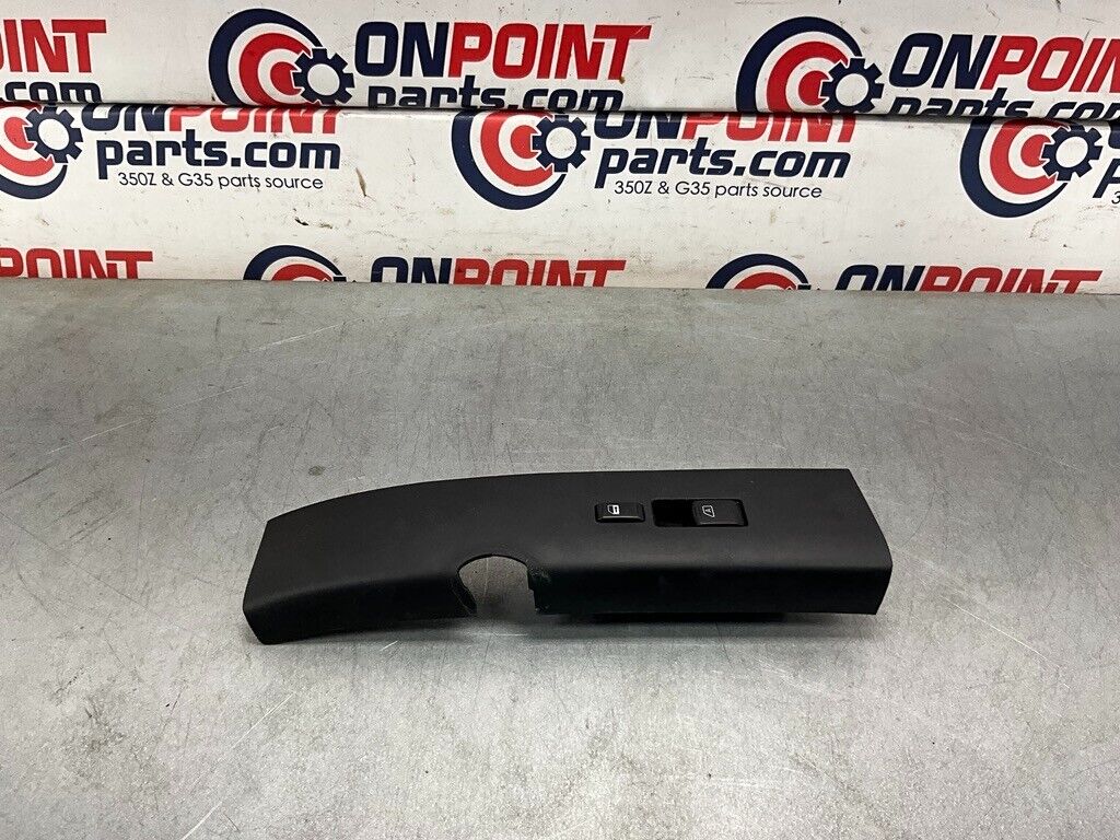 2004 Nissan Z33 350Z Passenger Right Door Window Lock Switch Trim Oem 25Bdqfe - On Point Parts Inc