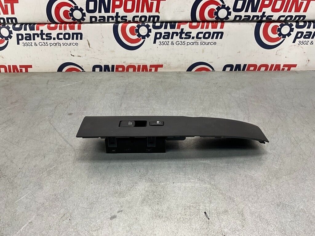 2004 Nissan Z33 350Z Passenger Right Door Window Lock Switch Trim Oem 25Bdqfe - On Point Parts Inc