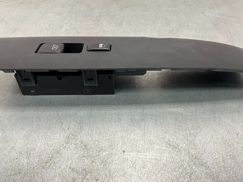 2004 Nissan Z33 350Z Passenger Right Door Window Lock Switch Trim Oem 25Bdqfe - On Point Parts Inc