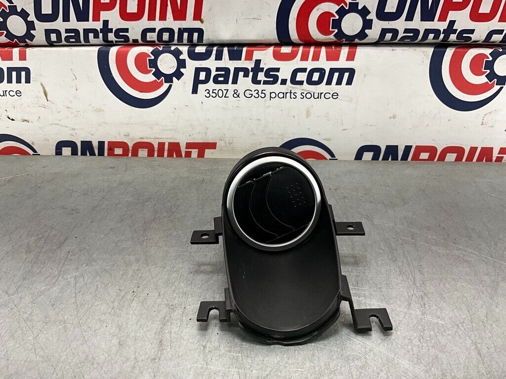 2004 Nissan Z33 350Z Passenger Right Door Panel Vent 80964 Oem 25Bdqfe - On Point Parts Inc