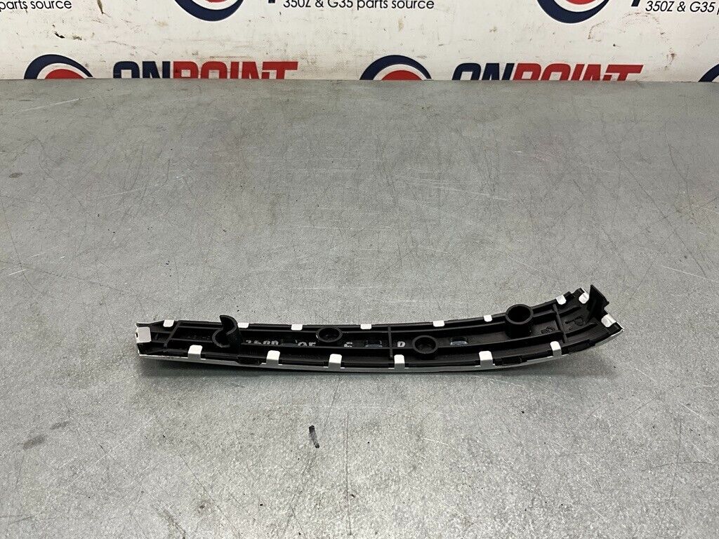 2004 Nissan Z33 350Z Passenger Door Panel Grab Handle Trim 80932 Oem 25Bdqfe - On Point Parts Inc