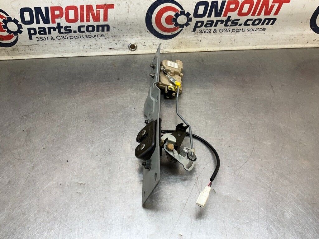 2004 Nissan Z33 350Z Coupe Trunk Latch Actuator Lock Assembly Oem 25Bdqfc - On Point Parts Inc