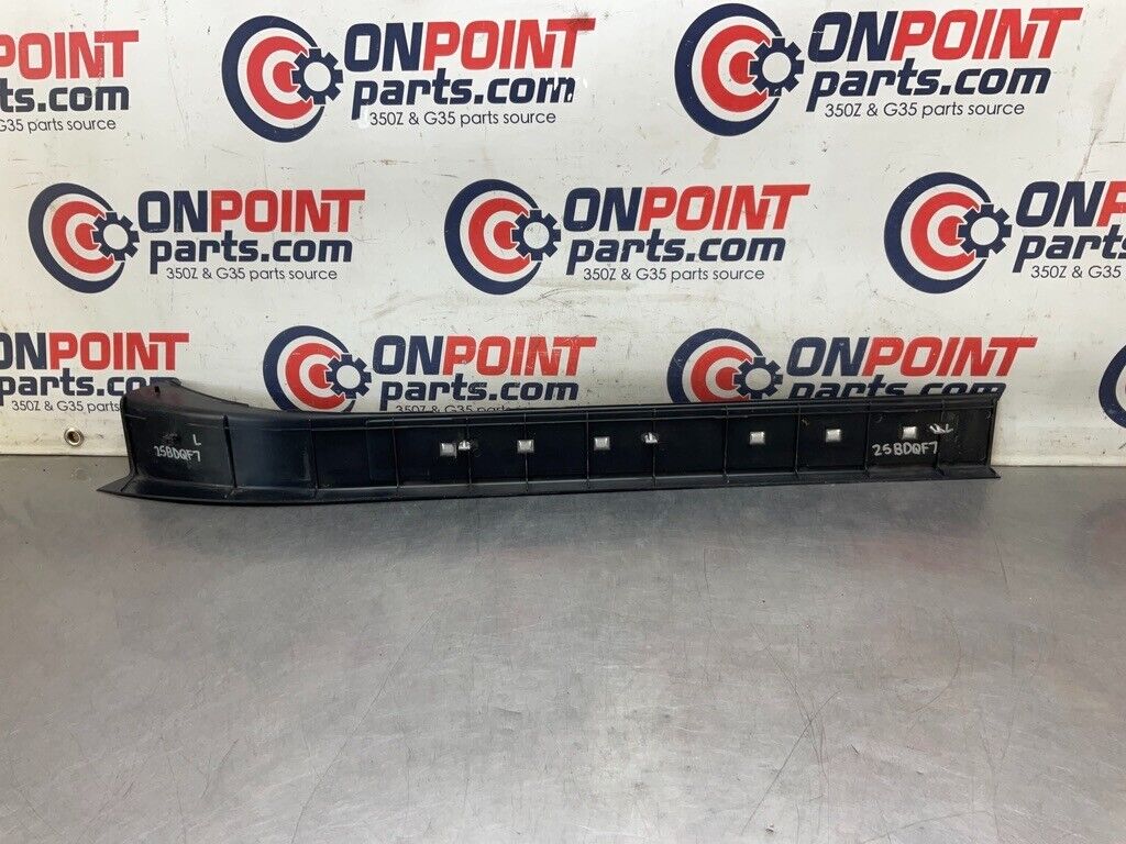 2004 Nissan Z33 350Z Driver Left Door Threshold Kick Plate Trim Oem 25Bdqf7 - On Point Parts Inc