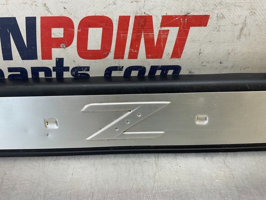 2004 Nissan Z33 350Z Driver Left Door Threshold Kick Plate Trim Oem 25Bdqf7 - On Point Parts Inc