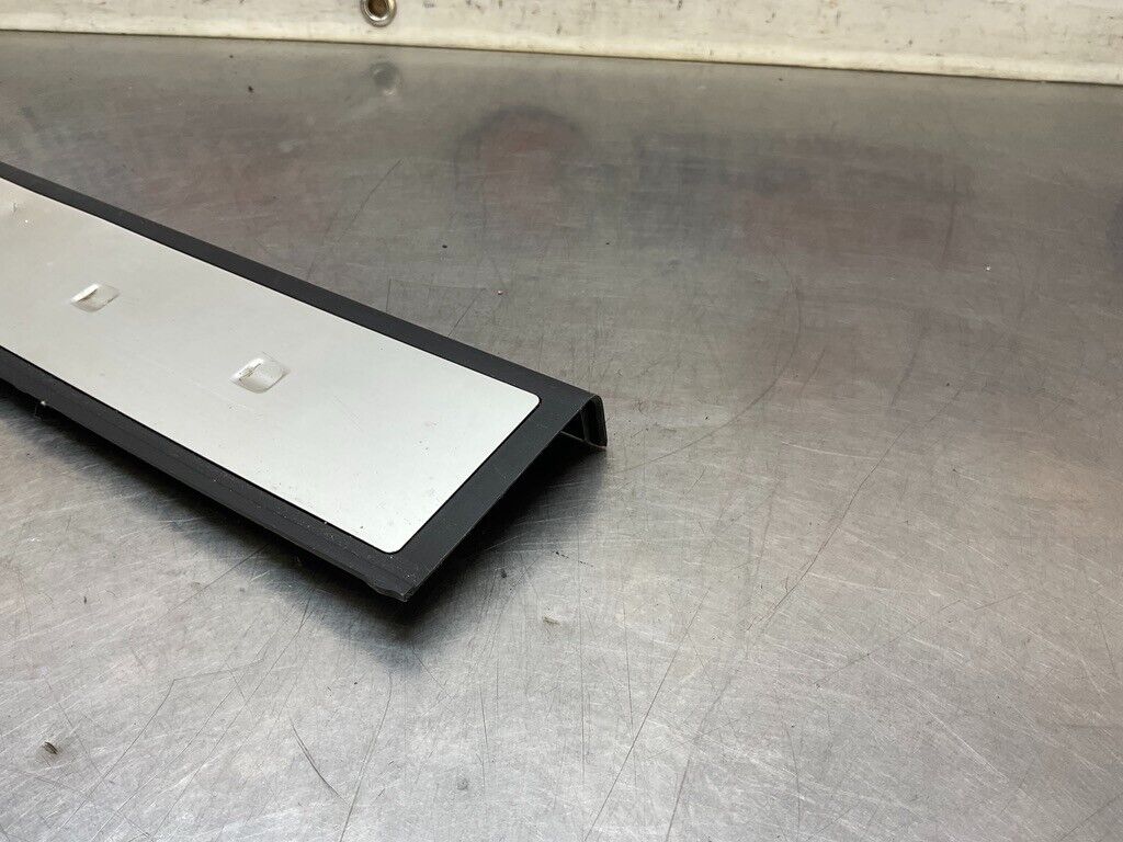 2004 Nissan Z33 350Z Driver Left Door Threshold Kick Plate Trim Oem 25Bdqf7 - On Point Parts Inc