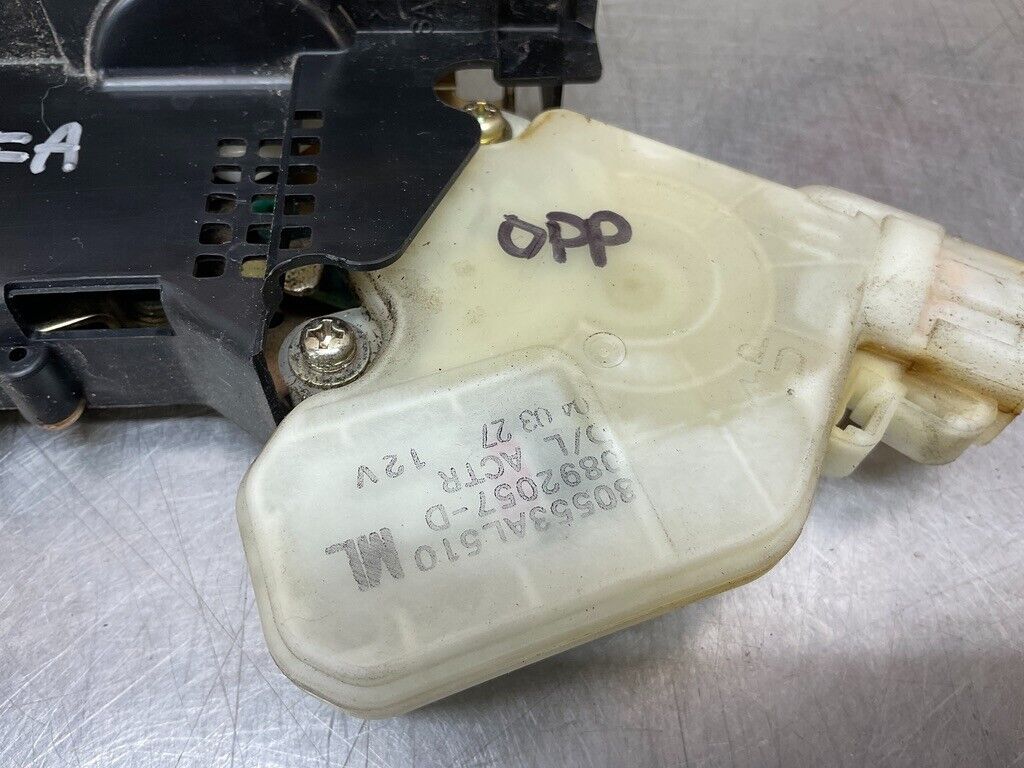 2004 Nissan Z33 350Z Driver Left Door Lock Actuator Oem 25Bdqfa - On Point Parts Inc
