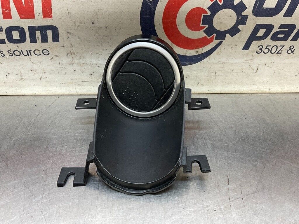 2004 Nissan Z33 350Z Driver Left Door Panel Vent Trim 80965 Oem 25Bdqfa - On Point Parts Inc