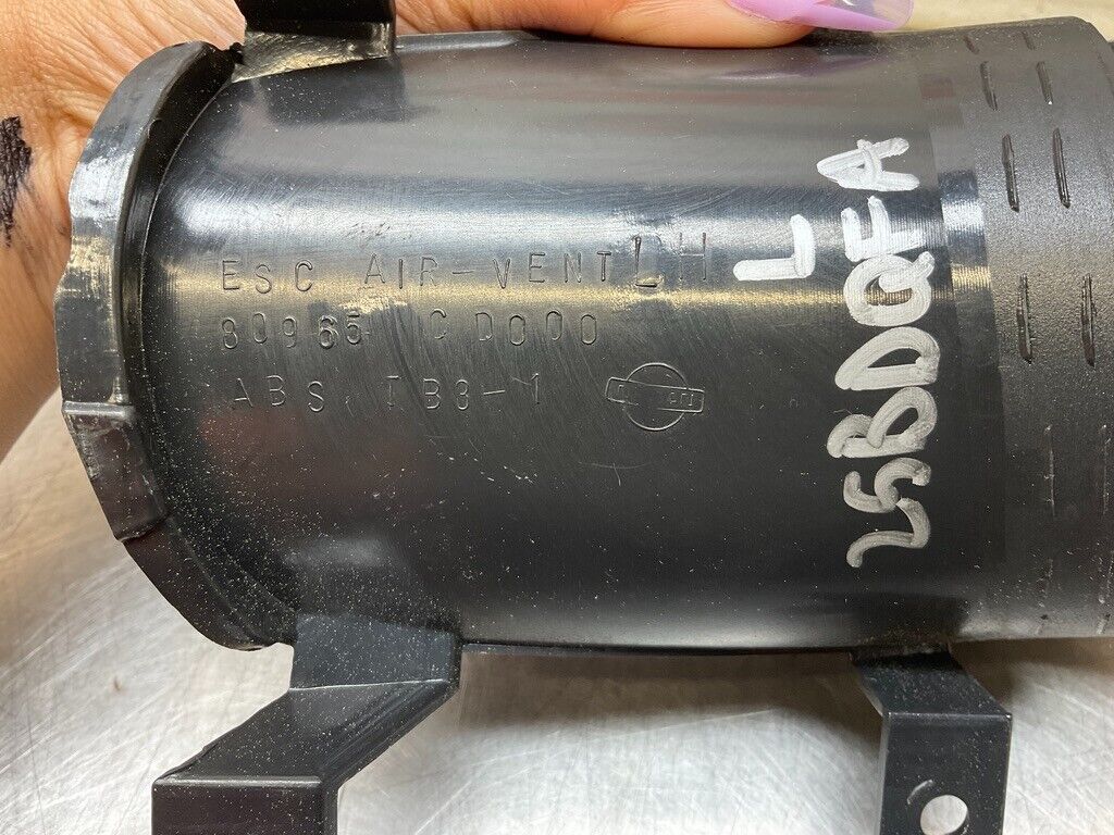 2004 Nissan Z33 350Z Driver Left Door Panel Vent Trim 80965 Oem 25Bdqfa - On Point Parts Inc