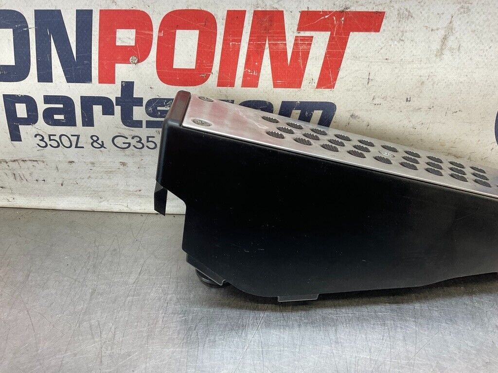 2004 Nissan Z33 350Z Dead Pedal Foot Rest 67840 Oem 25Bdqfa - On Point Parts Inc