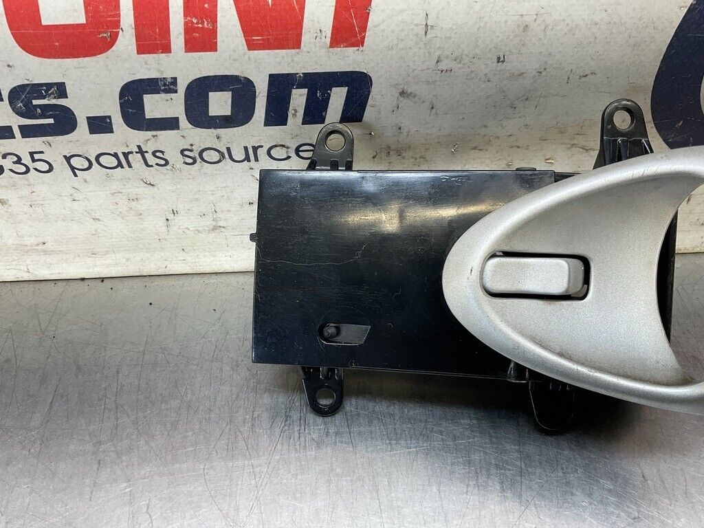 2004 Nissan Z33 350Z Driver Left Interior Door Handle Oem 25Bdqfa - On Point Parts Inc