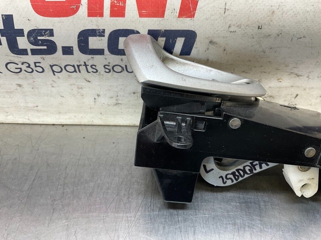 2004 Nissan Z33 350Z Driver Left Interior Door Handle Oem 25Bdqfa - On Point Parts Inc
