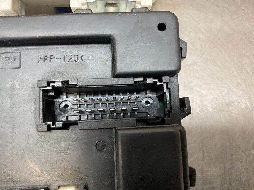 2004 Nissan Z33 350Z BCM Body Control Module 284B1CE800 Oem 25Bdqfa - On Point Parts Inc