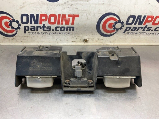 2004 Nissan Z33 350Z License Plate Light Assembly  Oem 25Bdqfc - On Point Parts Inc