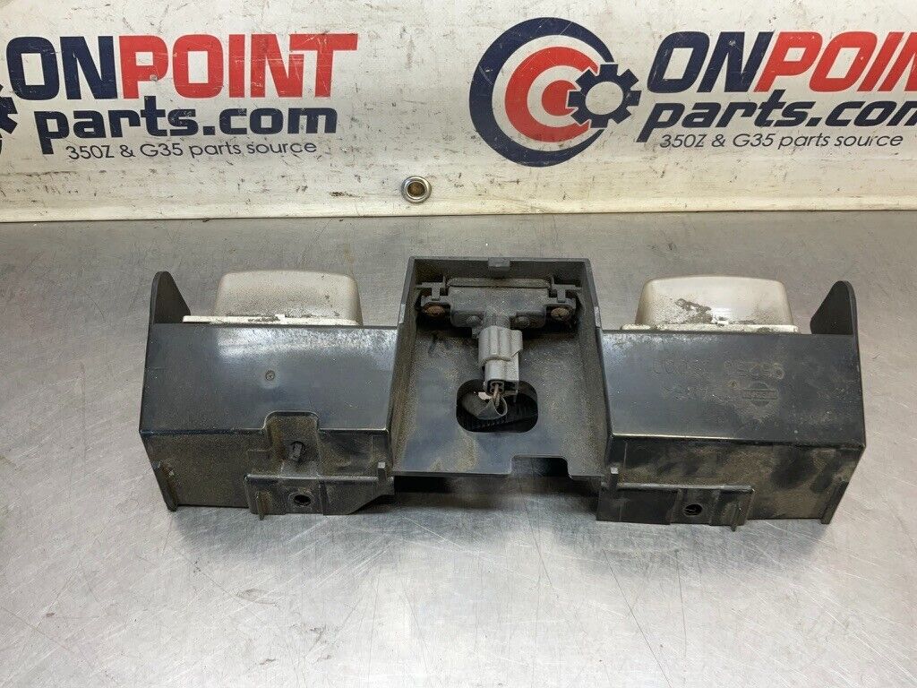 2004 Nissan Z33 350Z License Plate Light Assembly  Oem 25Bdqfc - On Point Parts Inc