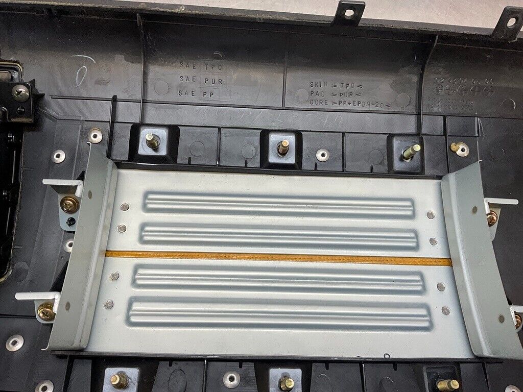 2004 Nissan Z33 350Z Passenger Upper Dash Trim Cover Oem 25Bdqfe - On Point Parts Inc