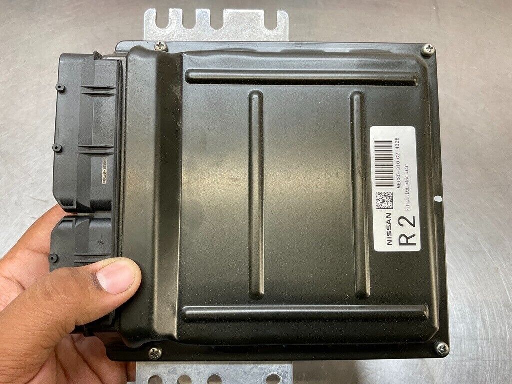 2004 Nissan Z33 350Z ECU ECM Engine Control Module AT 114k VQ35DE 282Oem 25Bdqfe - On Point Parts Inc