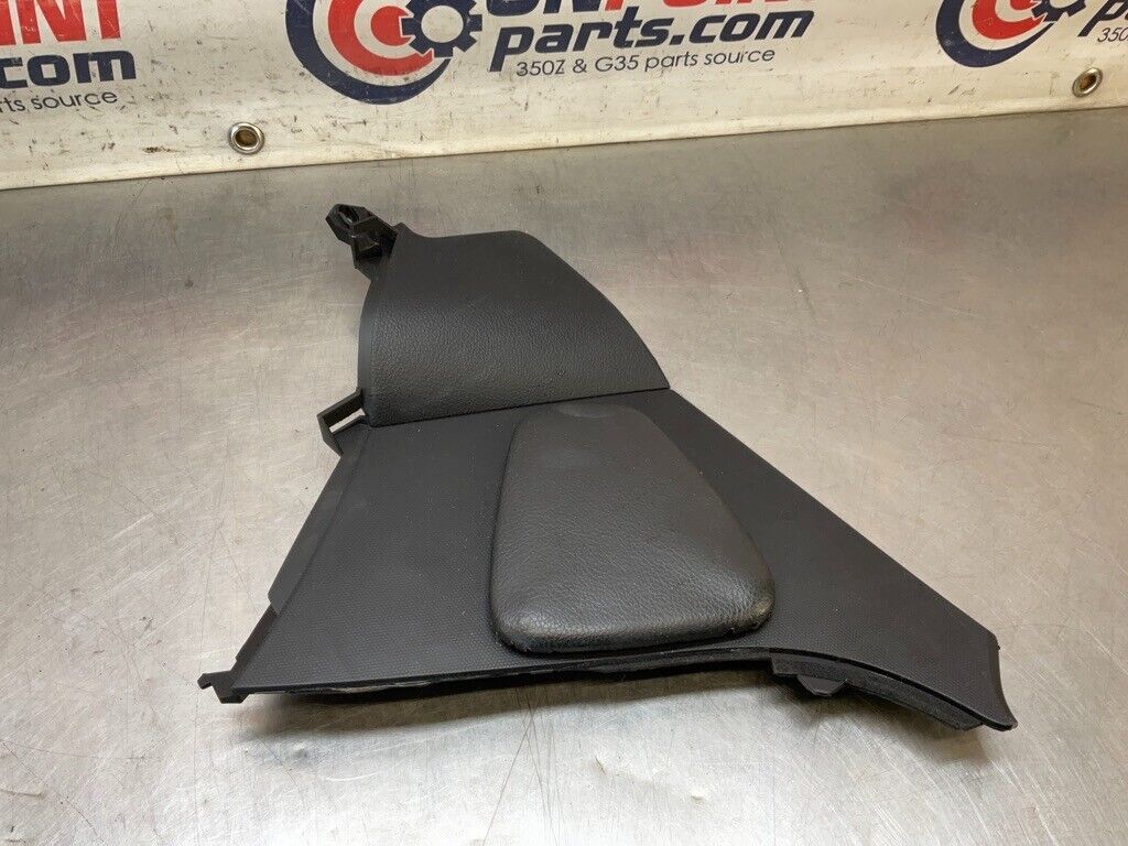 2004 Nissan Z33 350Z Passenger Center Console Knee Panel Oem 25Bdqfe - On Point Parts Inc