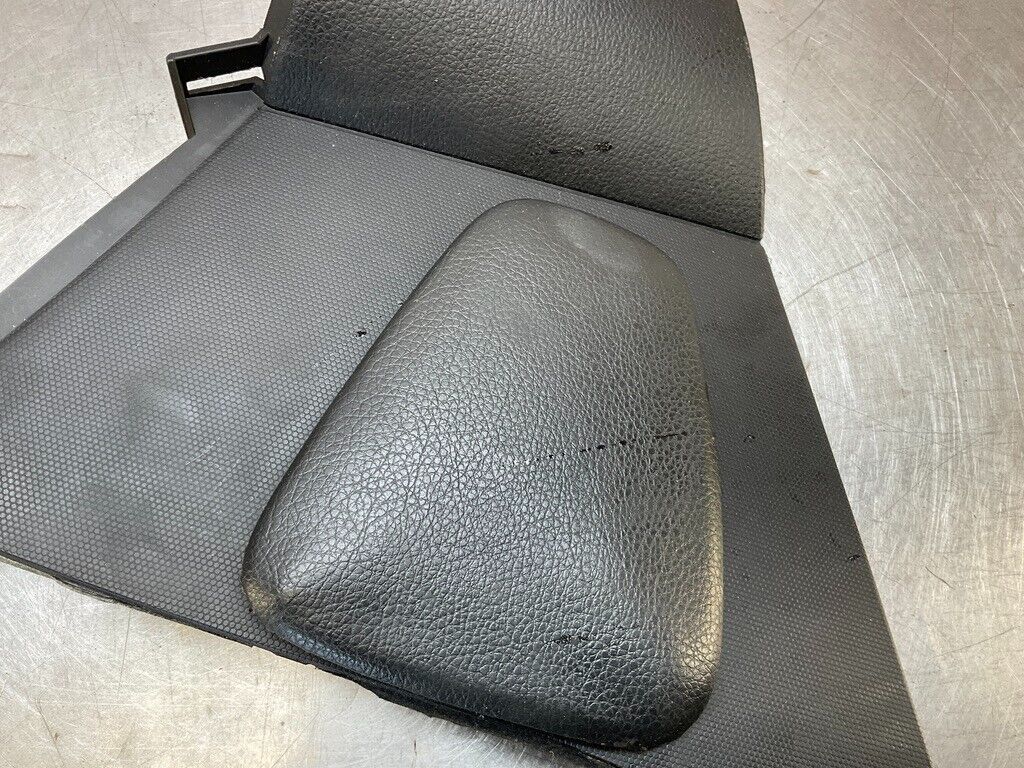 2004 Nissan Z33 350Z Passenger Center Console Knee Panel Oem 25Bdqfe - On Point Parts Inc