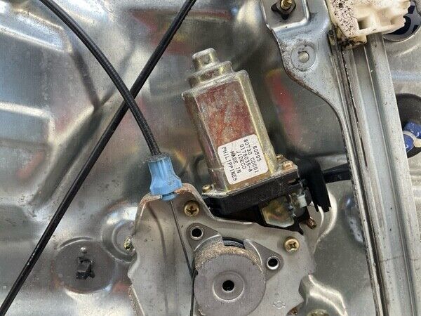 2003 Nissan Z33 350Z Passenger Window Motor Regulator Asm Oem 13Benf3 - On Point Parts Inc