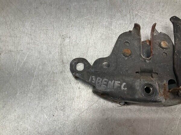 2003 Nissan Z33 350Z Front Hood Lock Latch Oem 13Benfc - On Point Parts Inc