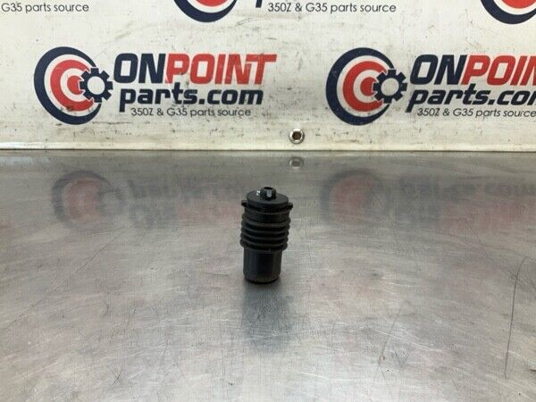 2003 Nissan Z33 350Z Rear Hatch Panel Lid Lift Spring Stops Oem 13Benfi - On Point Parts Inc