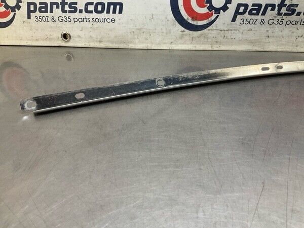 2003 Nissan Z33 350Z Passenger A-Pillar Trim Weatherstrip Bracket Oem 13Benf2 - On Point Parts Inc
