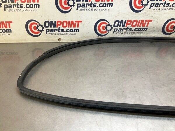 2003 Nissan Z33 350Z Driver Door Frame Weatherstrip Seal Oem 13Benfg - On Point Parts Inc