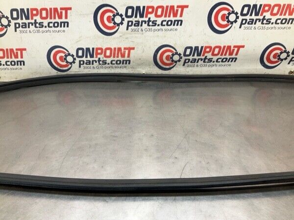 2003 Nissan Z33 350Z Driver Door Frame Weatherstrip Seal Oem 13Benfg - On Point Parts Inc