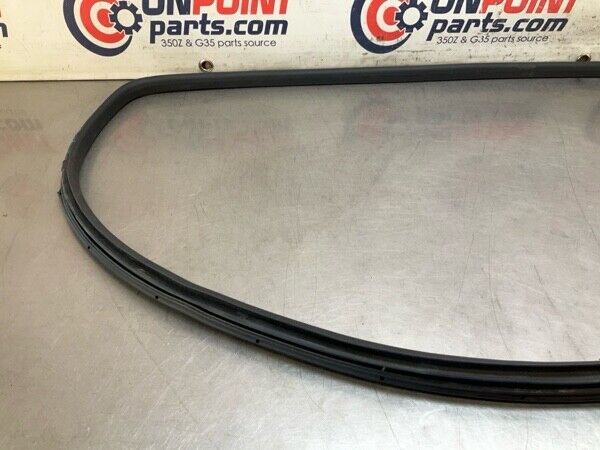 2003 Nissan Z33 350Z Driver Door Frame Weatherstrip Seal Oem 13Benfg - On Point Parts Inc