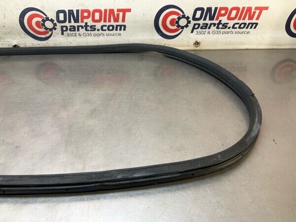 2003 Nissan Z33 350Z Driver Door Frame Weatherstrip Seal Oem 13Benfg - On Point Parts Inc