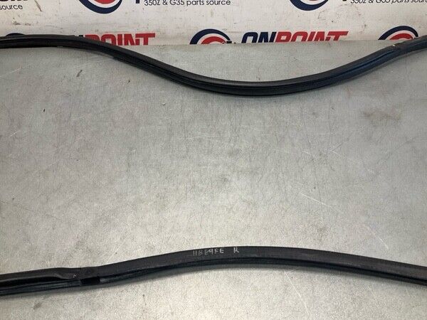 2006 Infiniti V35 G35 Passenger Door Shell Weatherstrip Seal Oem 11Be9Fe - On Point Parts Inc