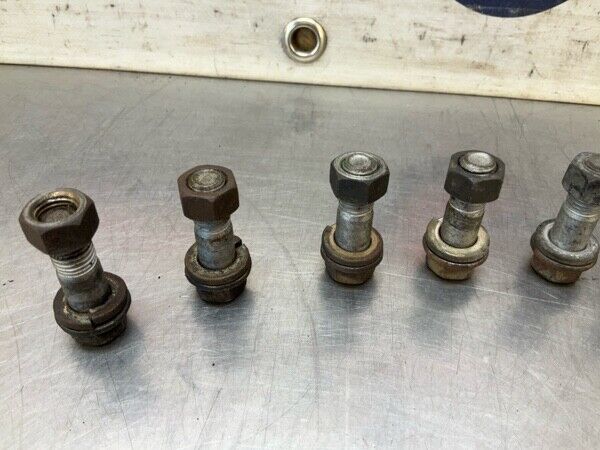 2004 Infiniti V35 G35 Axle Half Drive Shaft Hardware Bolts Oem 23Bevfc - On Point Parts Inc