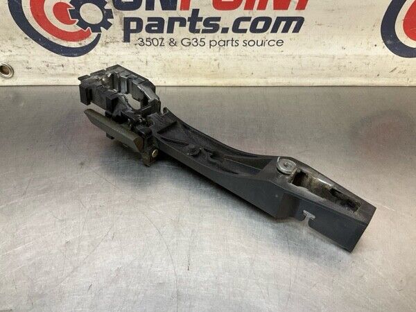 2004 Infiniti V35 G35 Driver Exterior Door Handle Bracket Oem 23Bevfa - On Point Parts Inc