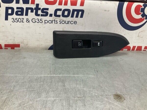2004 Infiniti V35 G35 Front Passenger Door Window Lock Switch Oem 23Bevfe - On Point Parts Inc