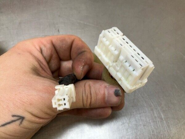 2004 Infiniti V35 G35 Driver Door Wiring Harness Oem 23Bevfa - On Point Parts Inc