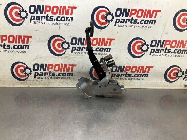 2004 Infiniti V35 G35 Front Driver Brake Pedal Oem 23Bevfa - On Point Parts Inc