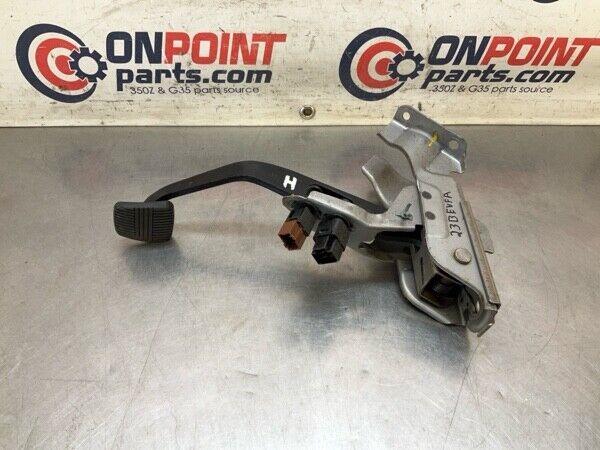 2004 Infiniti V35 G35 Front Driver Brake Pedal Oem 23Bevfa - On Point Parts Inc