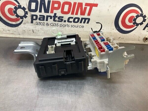 2004 Infiniti V35 G35 Bcm Body Control Module Manual Fuse Panel Oem 23Bevfa - On Point Parts Inc