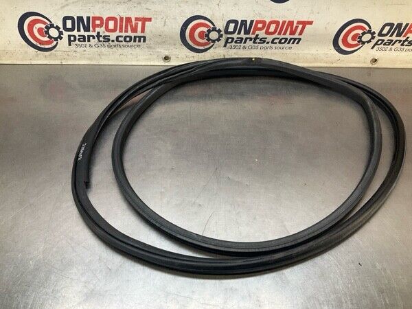 2004 Infiniti V35 G35 Front Passenger Door Frame Weatherstrip Seal Oem 23Bevfk - On Point Parts Inc
