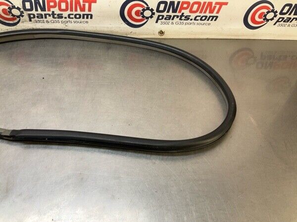 2005 Nissan Z33 350Z Driver Convertible Door Frame Weatherstrip Seal Oem 12Bfdfa - On Point Parts Inc