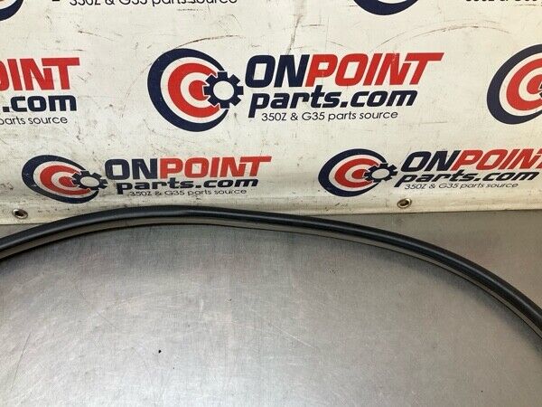 2005 Nissan Z33 350Z Driver Convertible Door Frame Weatherstrip Seal Oem 12Bfdfa - On Point Parts Inc