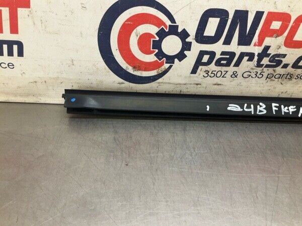 2008 Infiniti V36 G37 Front Driver Door Window Felt Weatherstrip Oem 24Bfkfa - On Point Parts Inc