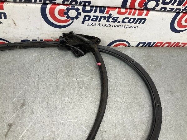 2008 Infiniti V36 G37 Front Passenger Door Shell Weatherstrip Seal Oem 24Bfkfe