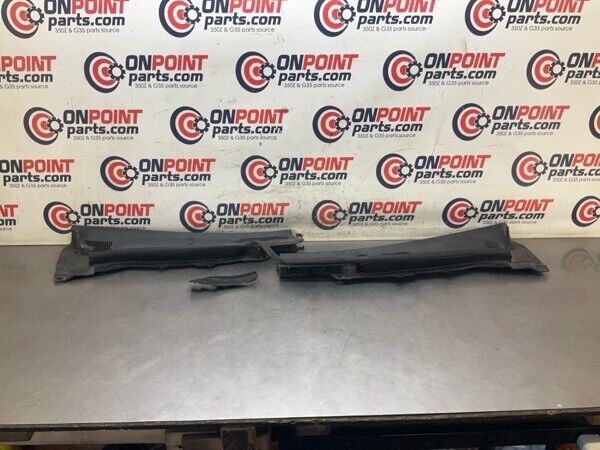 2008 Infiniti V36 G37 Front Windshield Cowl Wiper Cover Panel Oem 24Bfkf3 - On Point Parts Inc