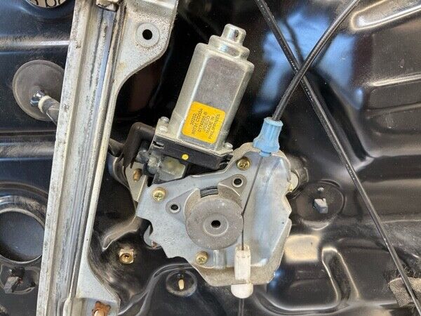 2005 Nissan Z33 350Z Driver Window Motor Regulator Asm Oem 11Bfyf3 - On Point Parts Inc