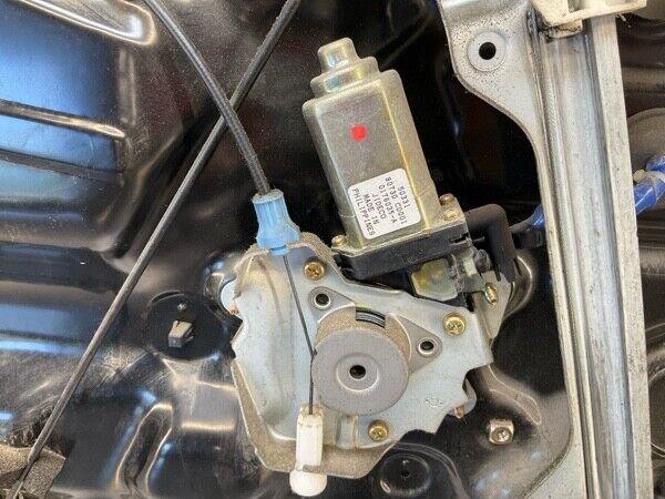 2005 Nissan Z33 350Z Passenger Window Motor Regulator Asm Oem 11Bfyf3 - On Point Parts Inc