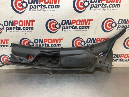 2005 Nissan Z33 350Z Driver Windshield Cowl Wiper Cover Panel Oem 11Bfyf3 - On Point Parts Inc